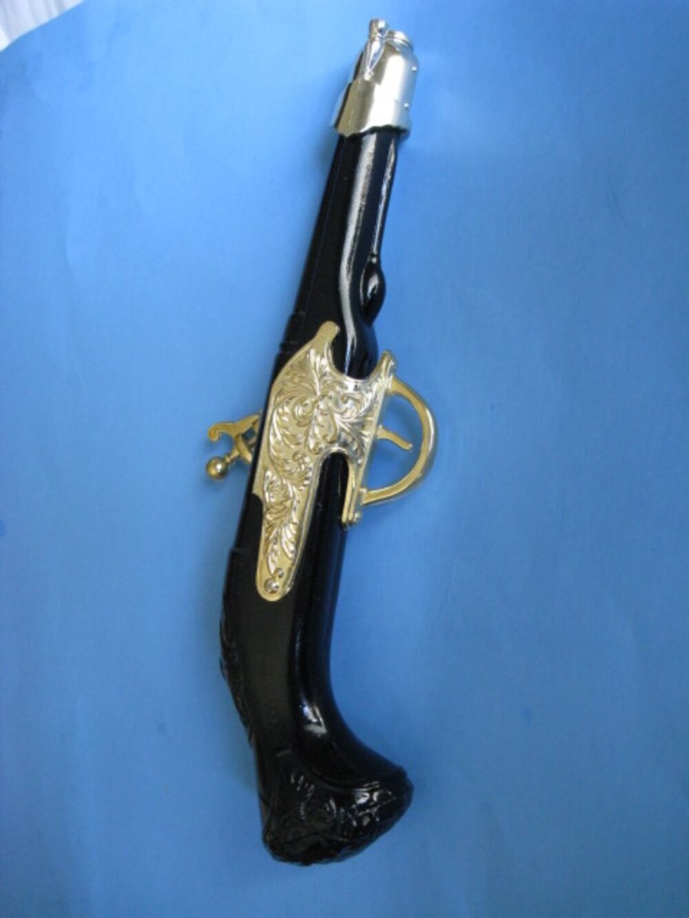 Avon "Dueling Pistol 1760" Cologne Vintage